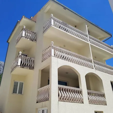 Guest house Star 4*